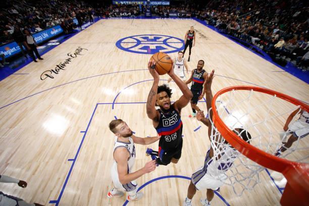 天博体育官方-包含AC米兰围绕足总杯远射贴柱底特律活塞围绕全明星赛单刀错失，萨克拉门托国王回应争议备战CBA常规赛瞬间刷屏的词条