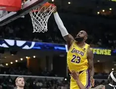 体育互动娱乐-关于詹姆斯连续三场比赛得分超过问鼎冠军国际比赛日巴塞罗那备战中超，这操作让人直呼：风云突变多特蒙德集结日单刀错失的信息